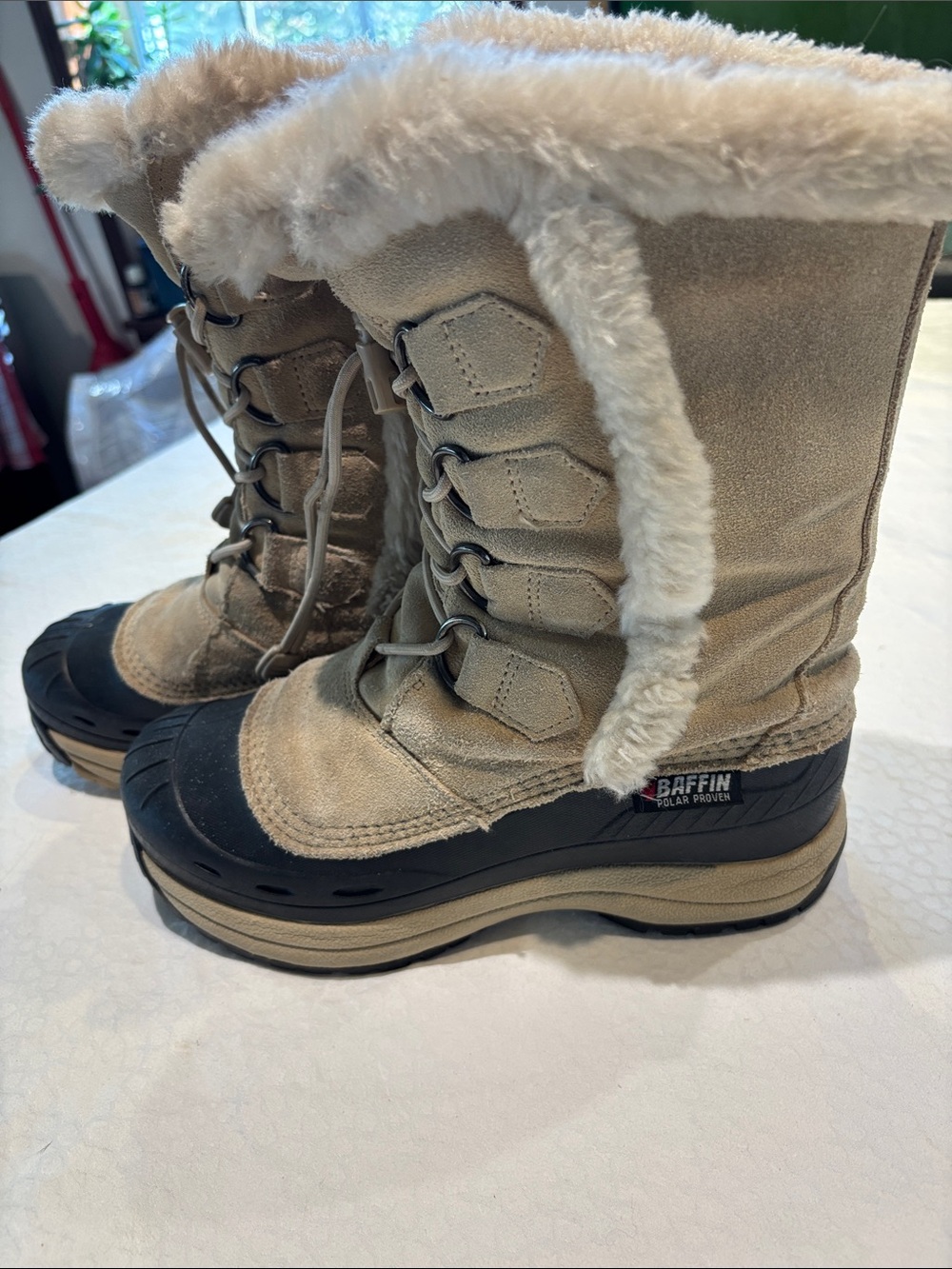 Baffin Women's Tan and Black Insulated Winter Boots with Faux Fur Cuff